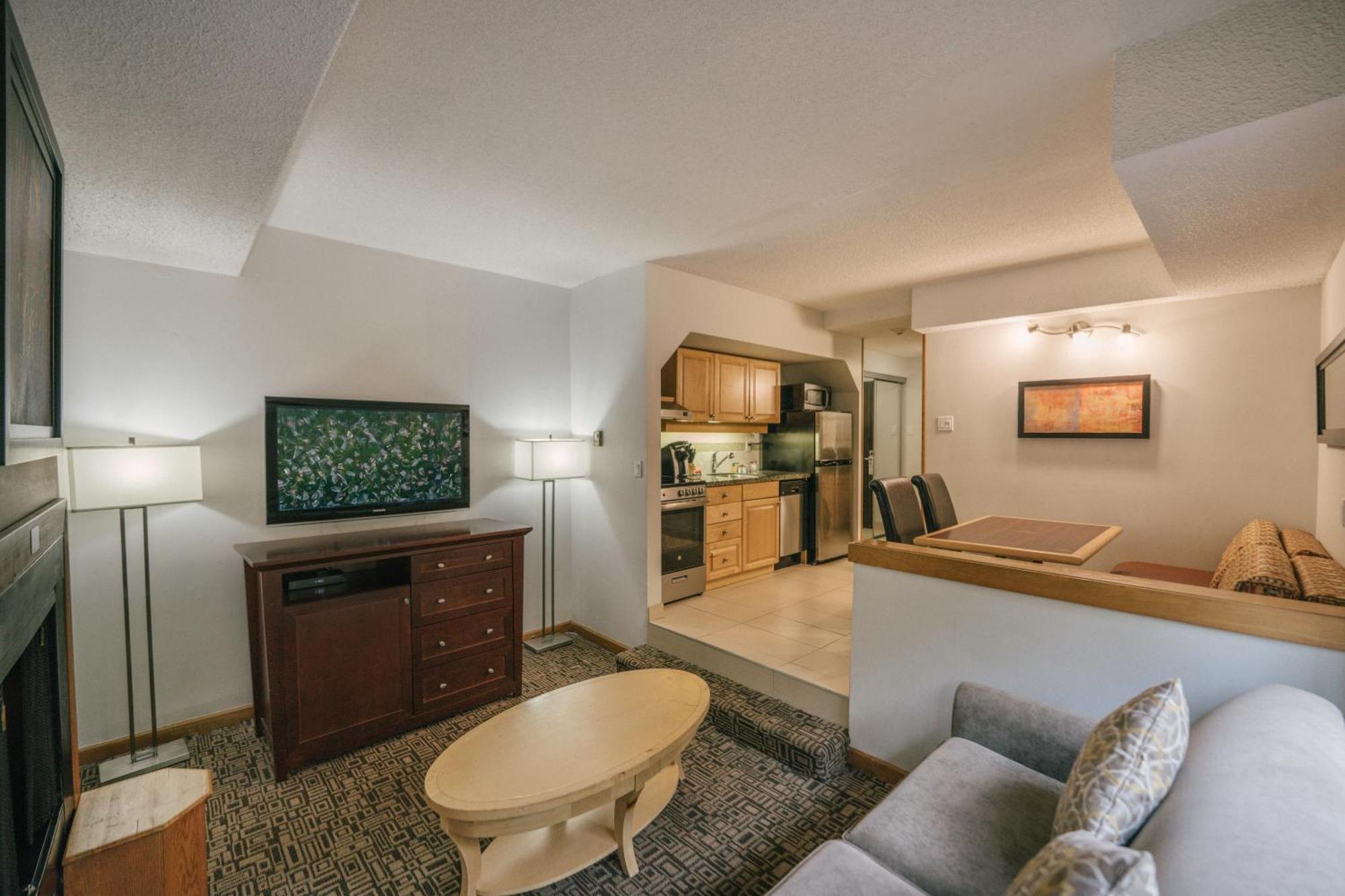 Executive Inn Whistler Zewnętrze zdjęcie