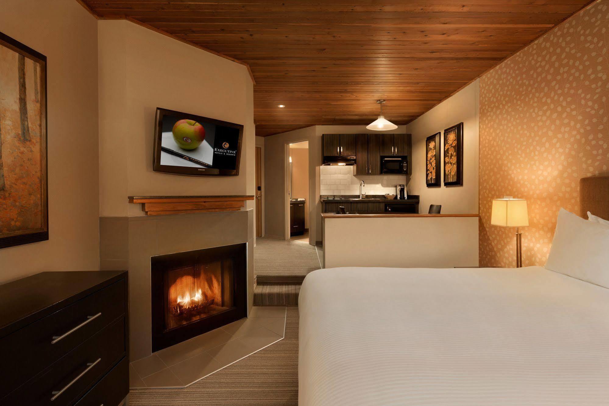Executive Inn Whistler Zewnętrze zdjęcie