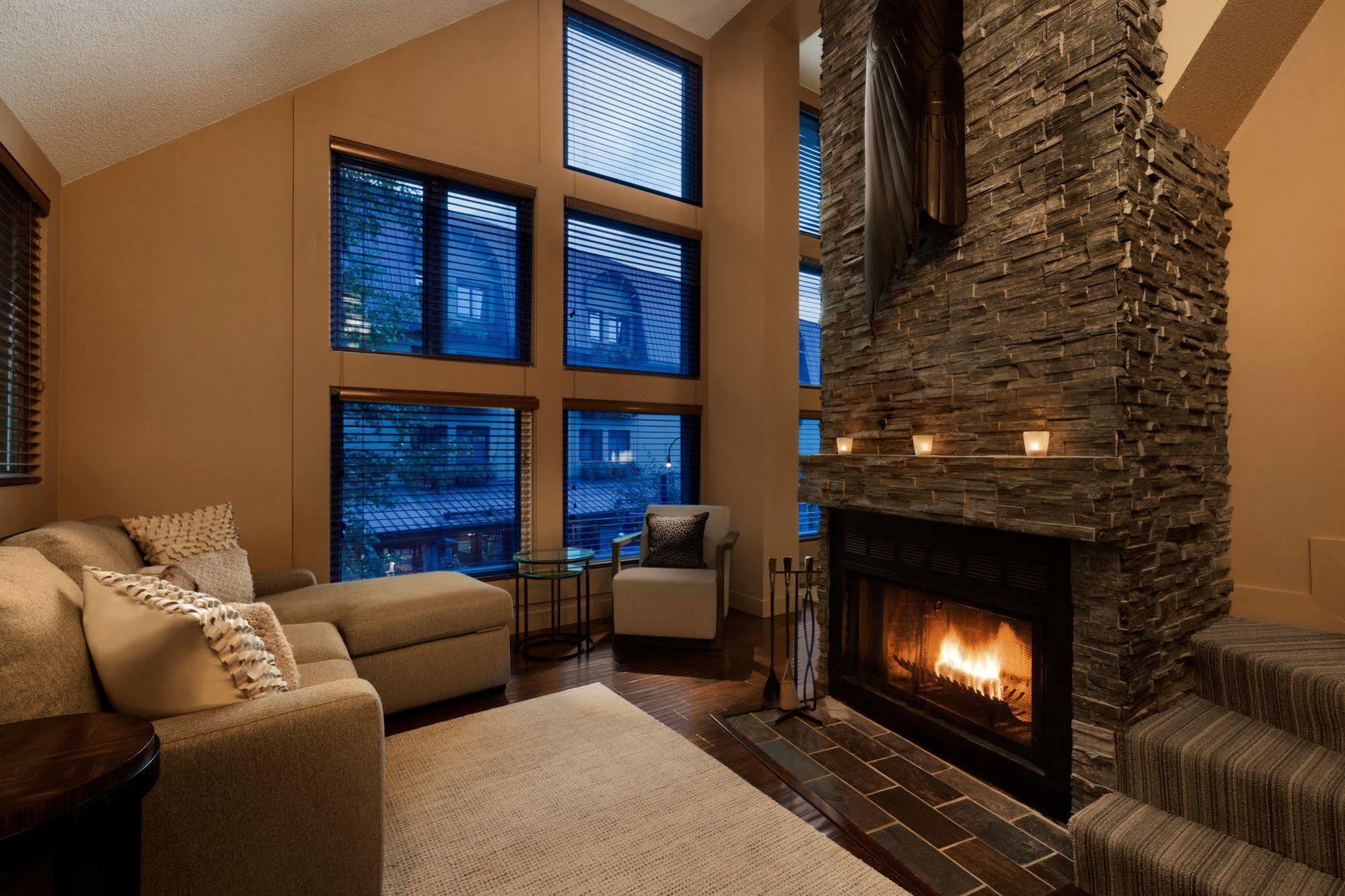 Executive Inn Whistler Zewnętrze zdjęcie